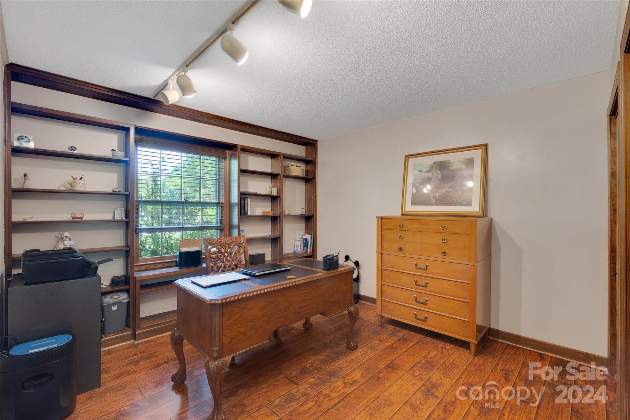 Woodwind - Residential