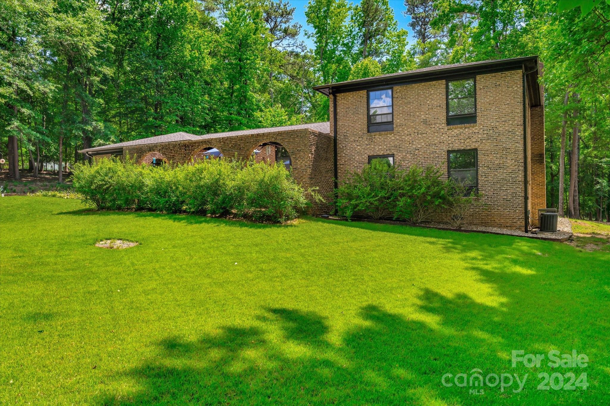 Woodwind - Residential