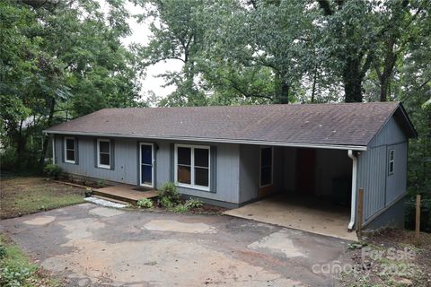 124 Pine Hill Drive Swannanoa NC 28778