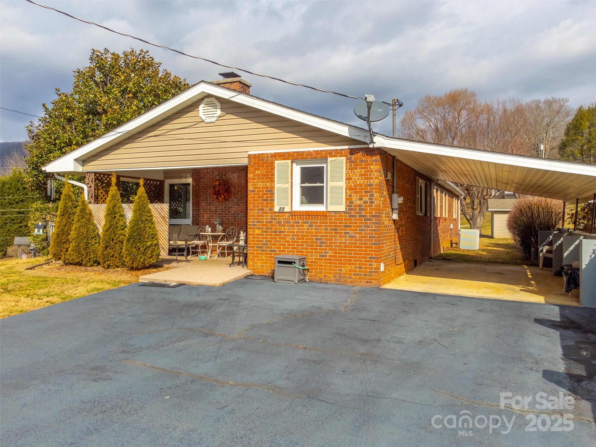 23 Cinder Ridge