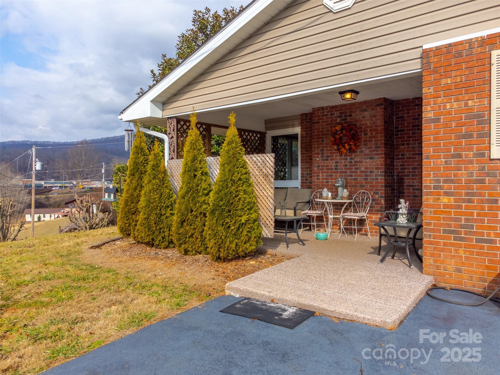 23 Cinder Ridge