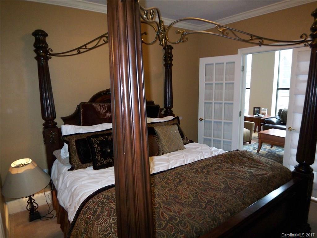 Downtown - Residential Lease