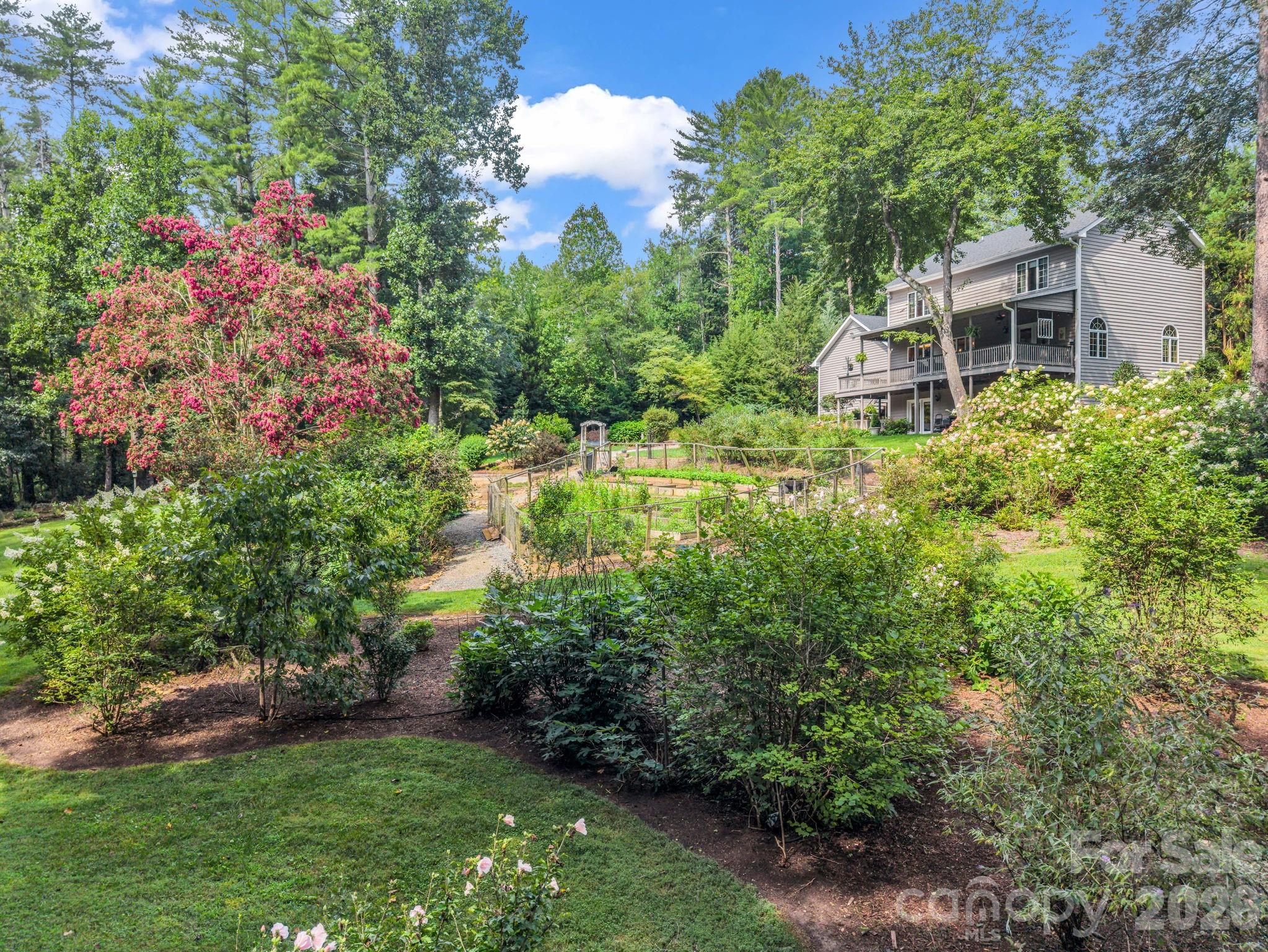 15 Ravenwood Drive