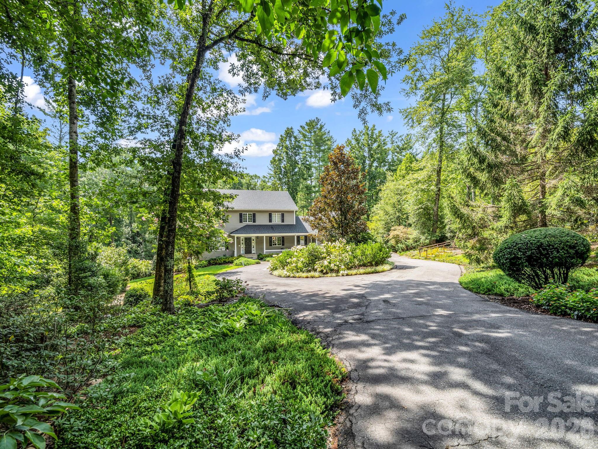 15 Ravenwood Drive