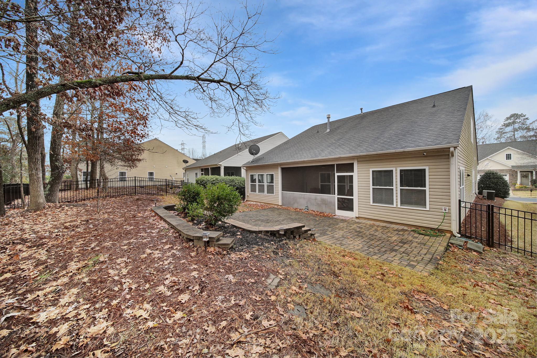 Lake Ridge - Residential