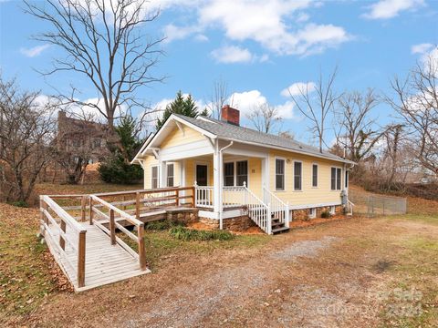 A home in Waynesville