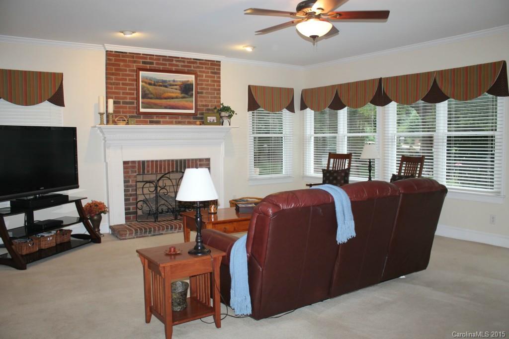 Beacon Knoll - Residential