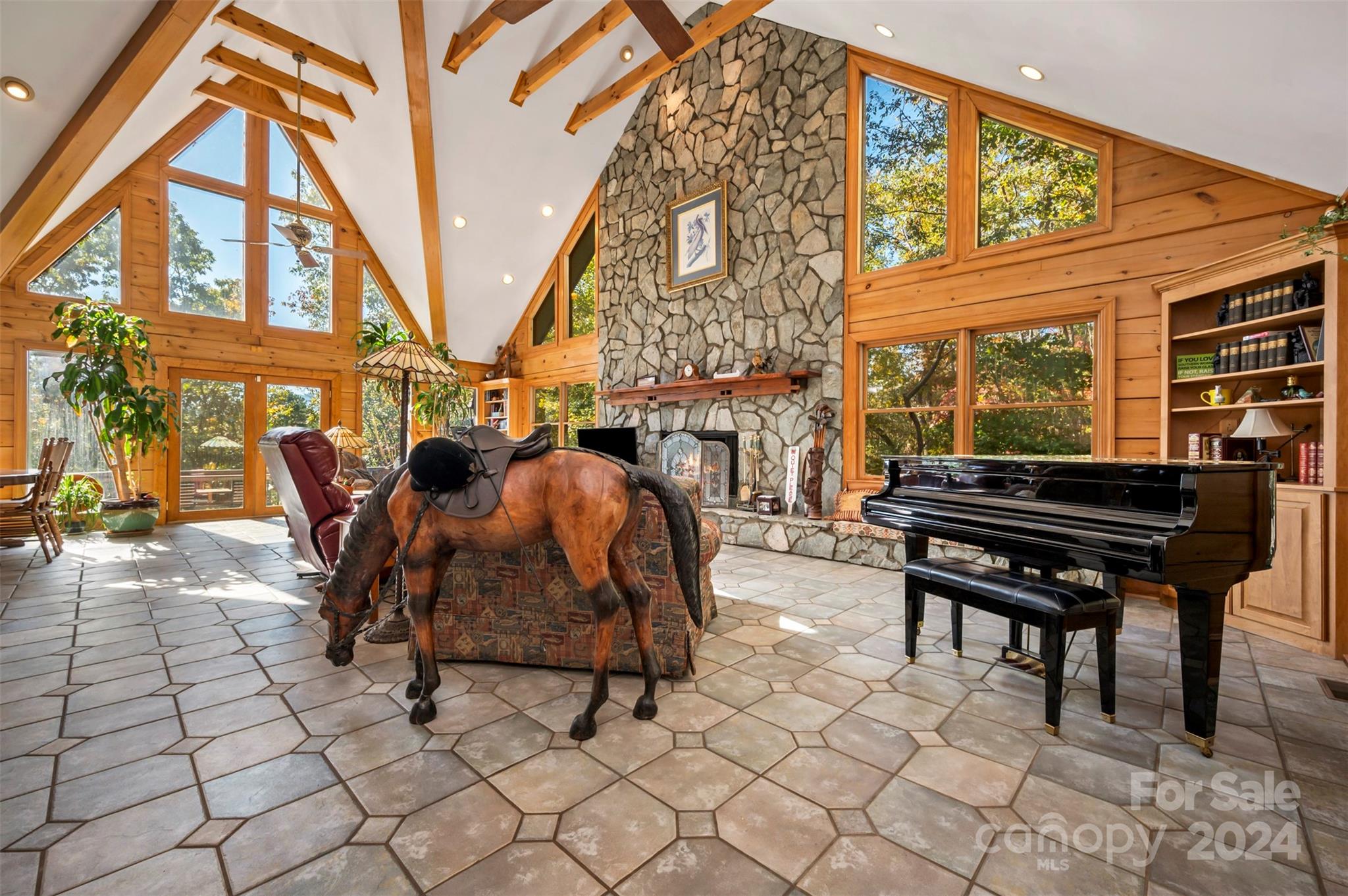 120 Summer Lane