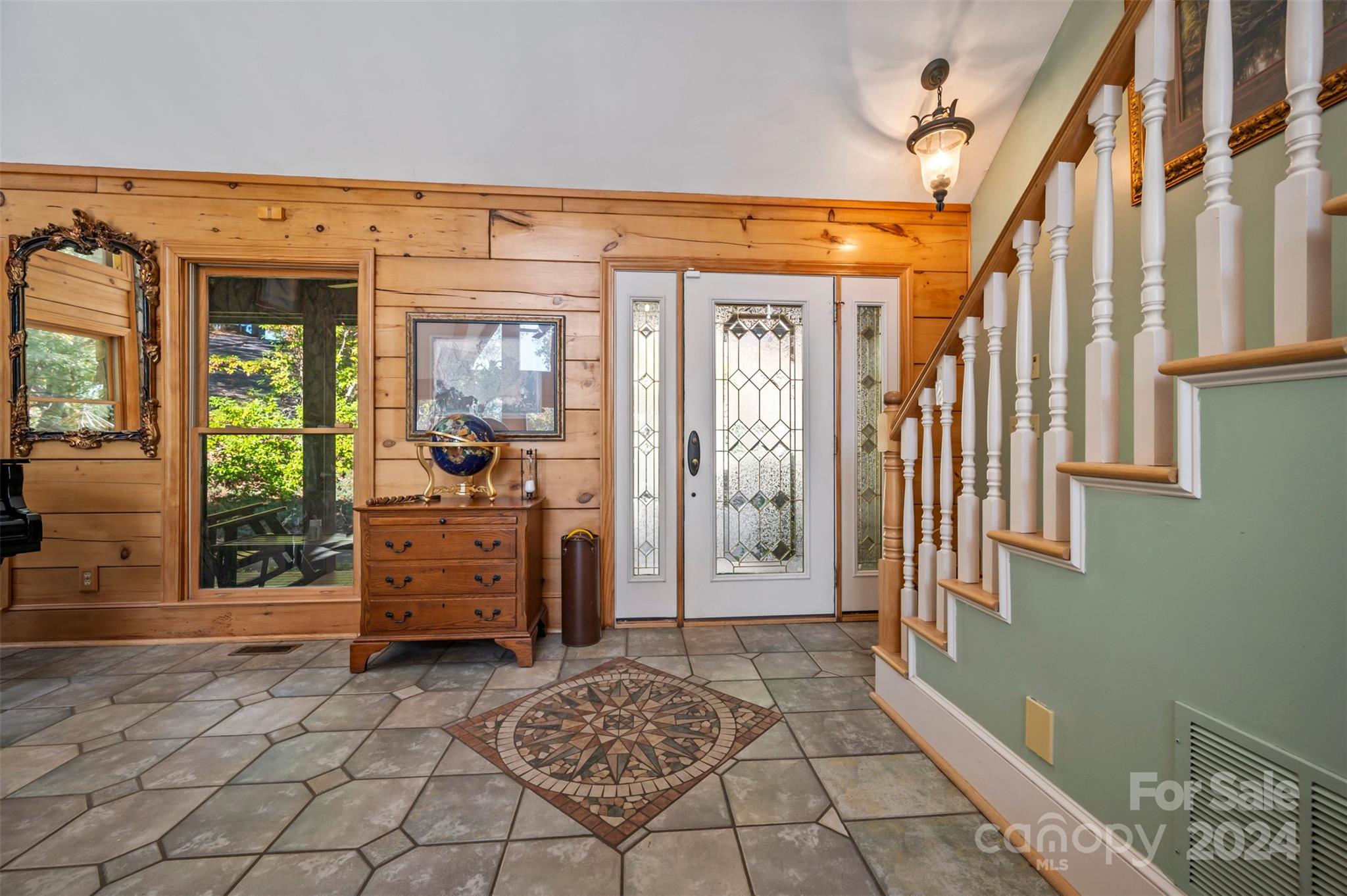 120 Summer Lane