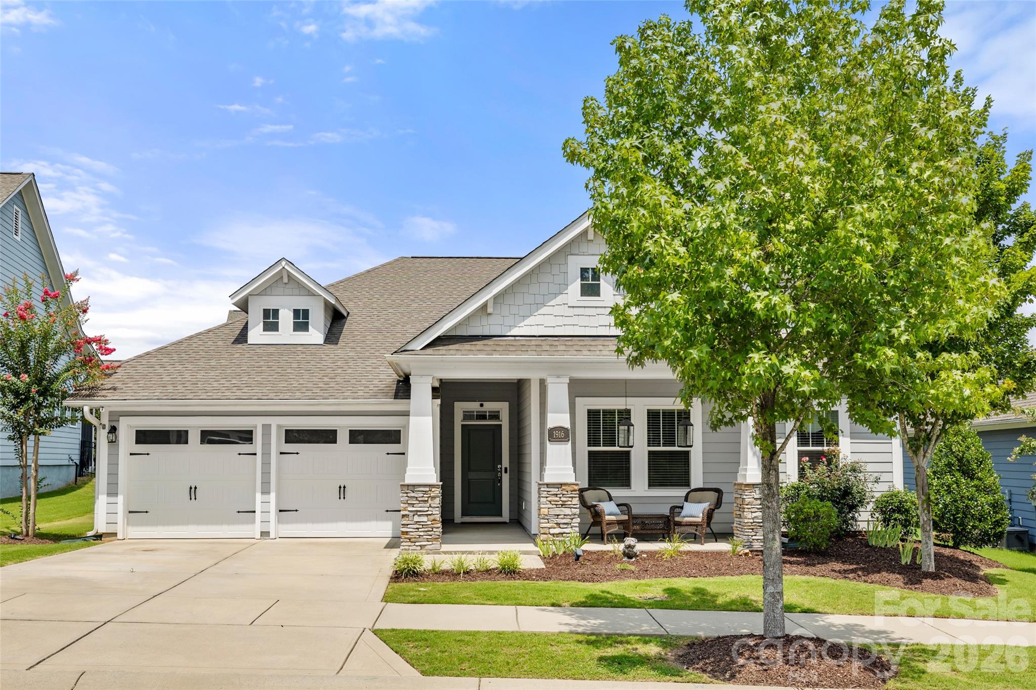 1916 Felts Parkway