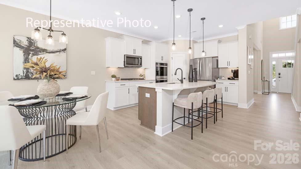6450 Cherrybark Oak Lane