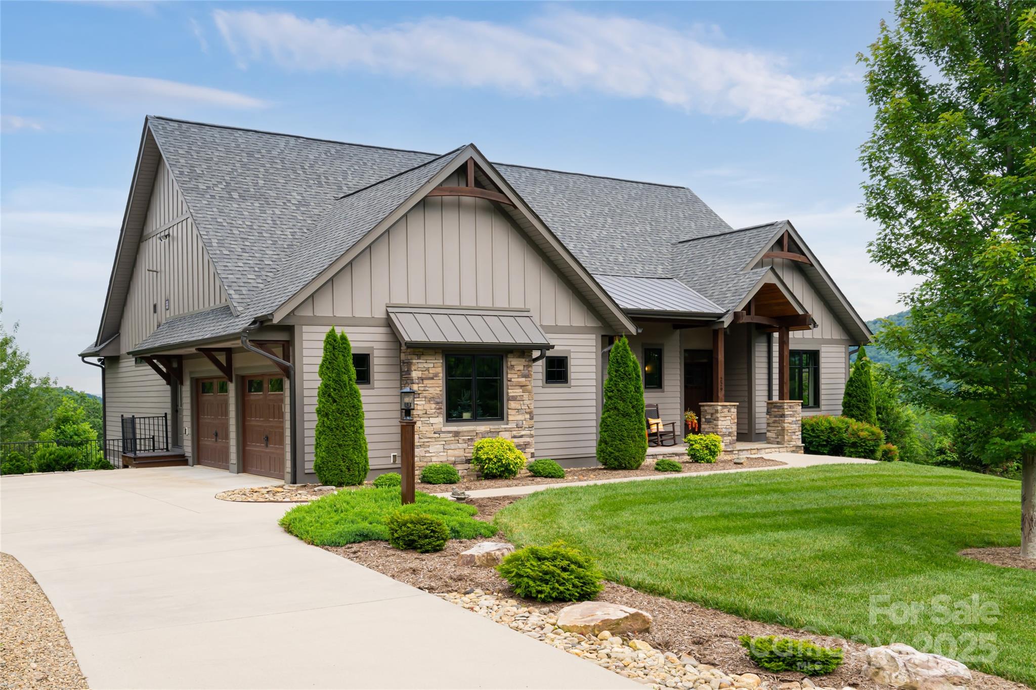 Homestead at Mills River - Residential
