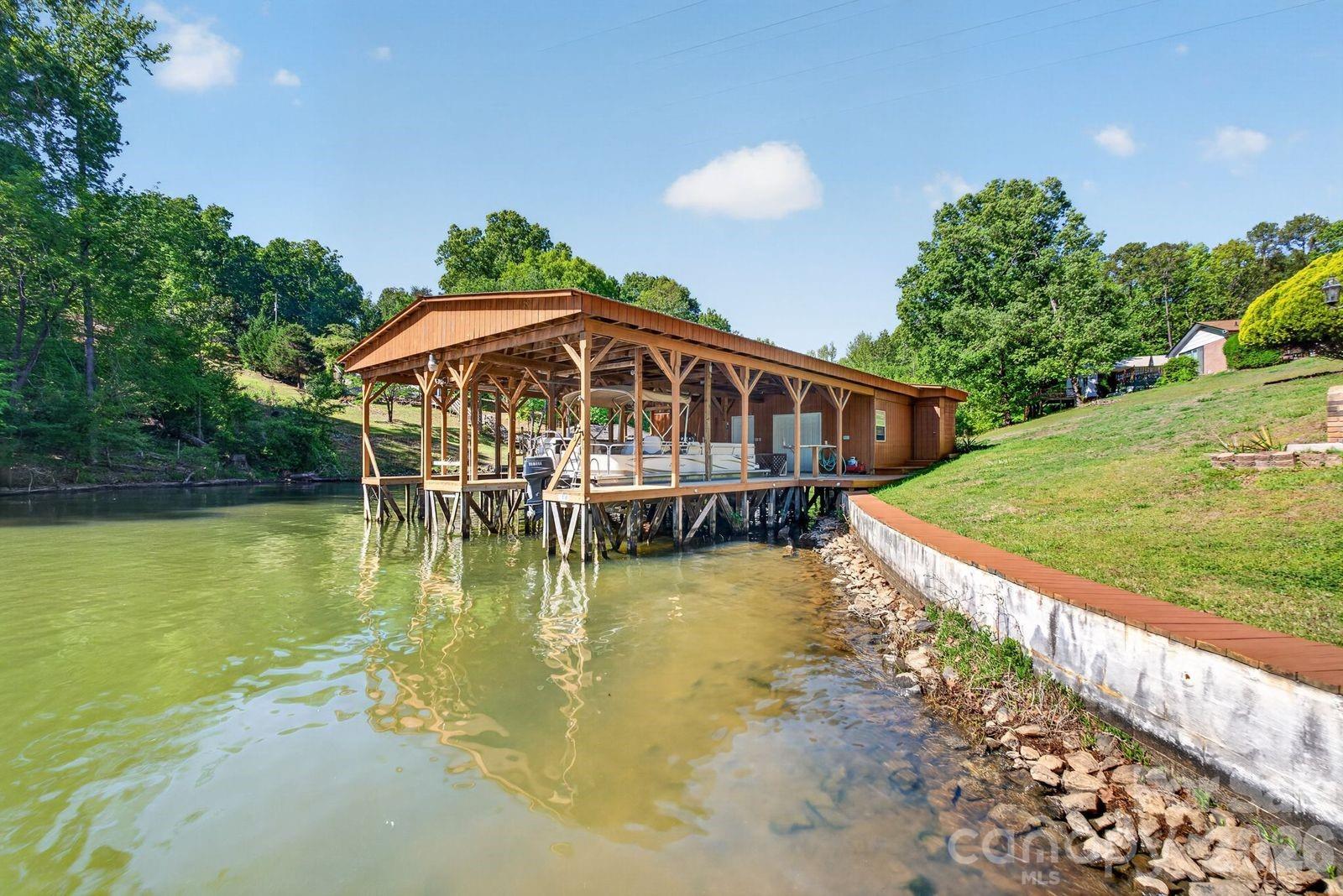 River Haven - Residential