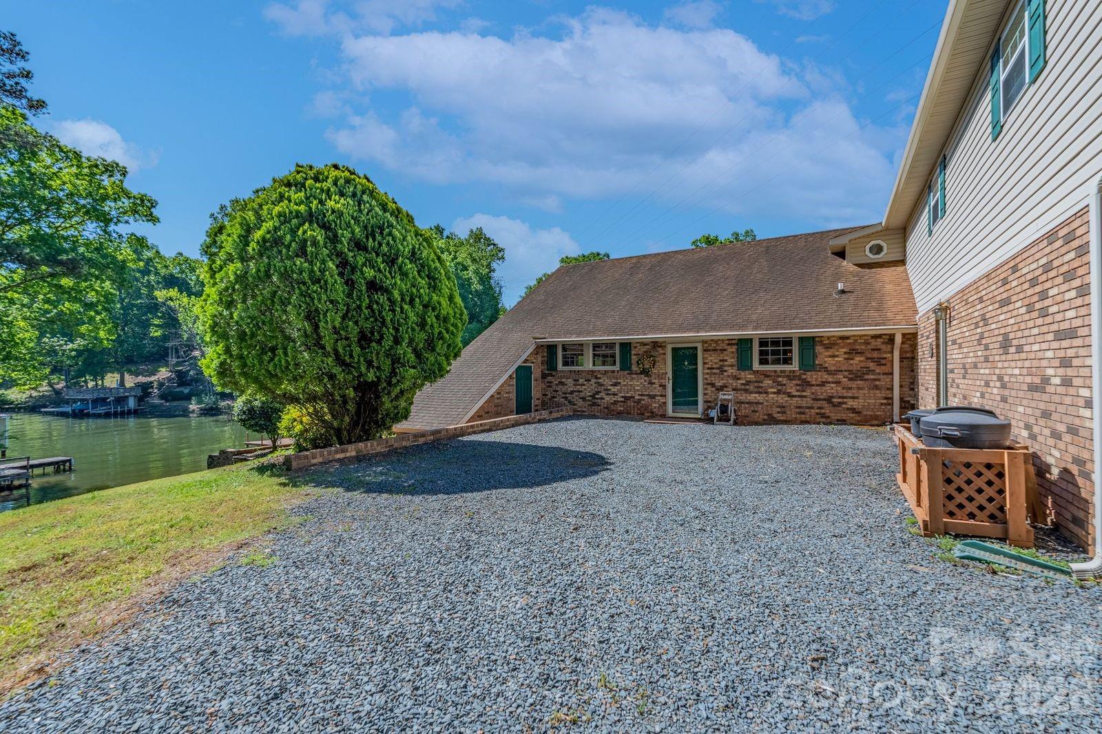 River Haven - Residential