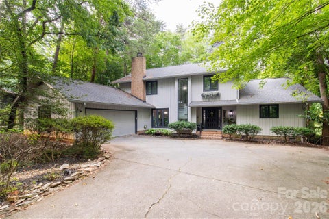 Photo of 5 Oak Leaf Road, Clover, SC 29710 (MLS # 4416336)