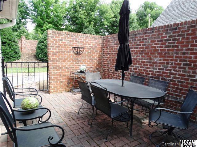 Stoney Creek - Residential