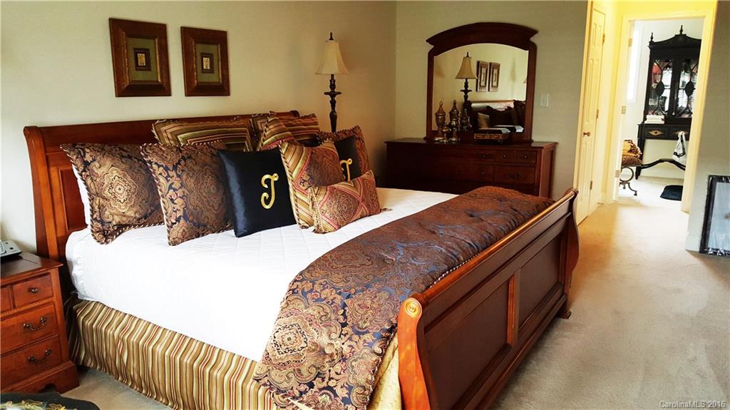 Stoney Creek - Residential