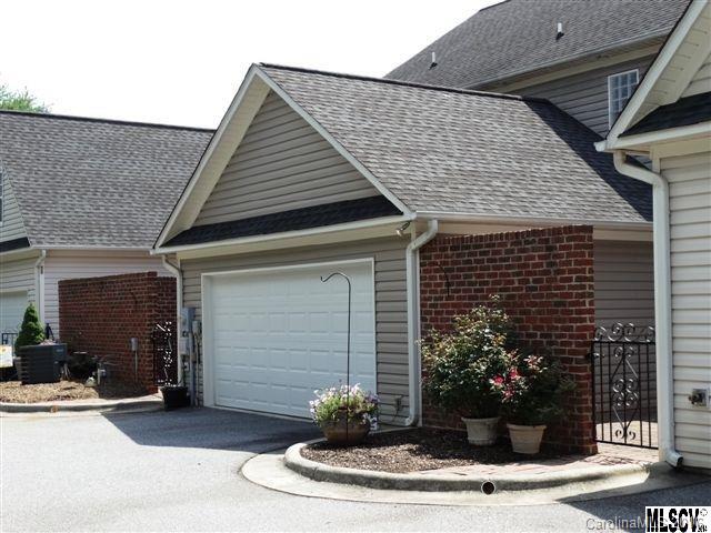 Stoney Creek - Residential