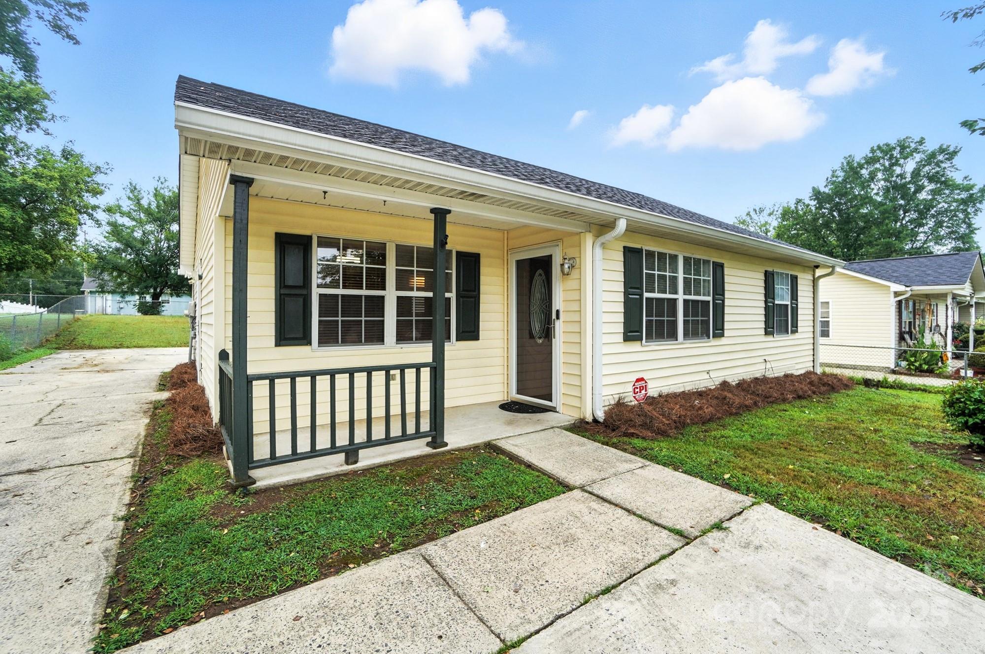 831 Flicker Street