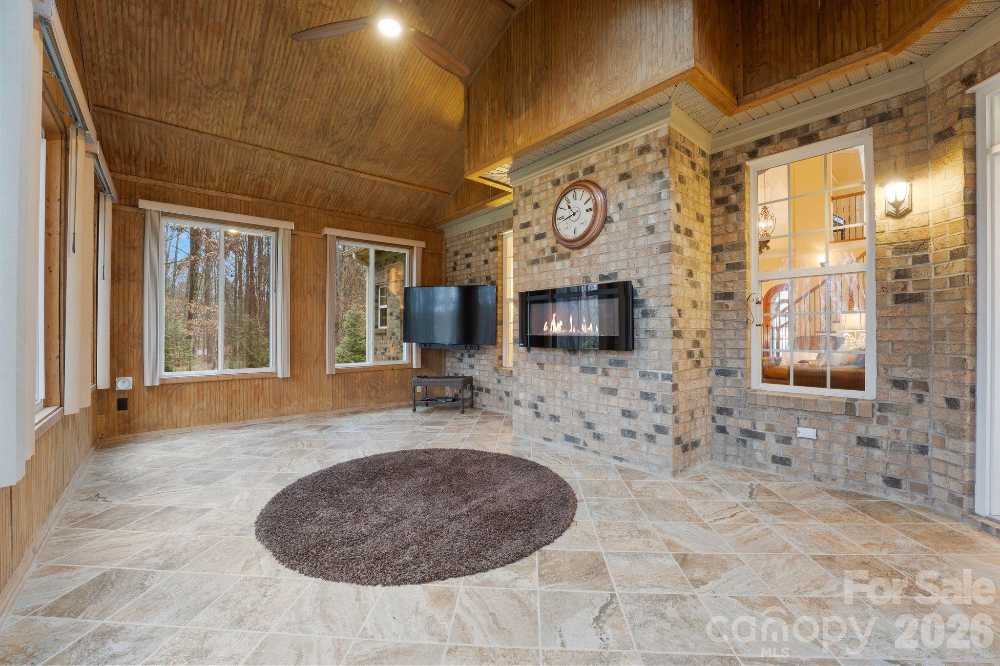 Pebble Bay - Residential