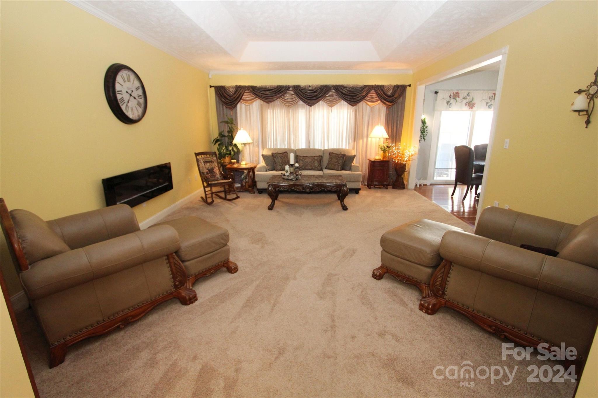 Country Club Estates - Residential