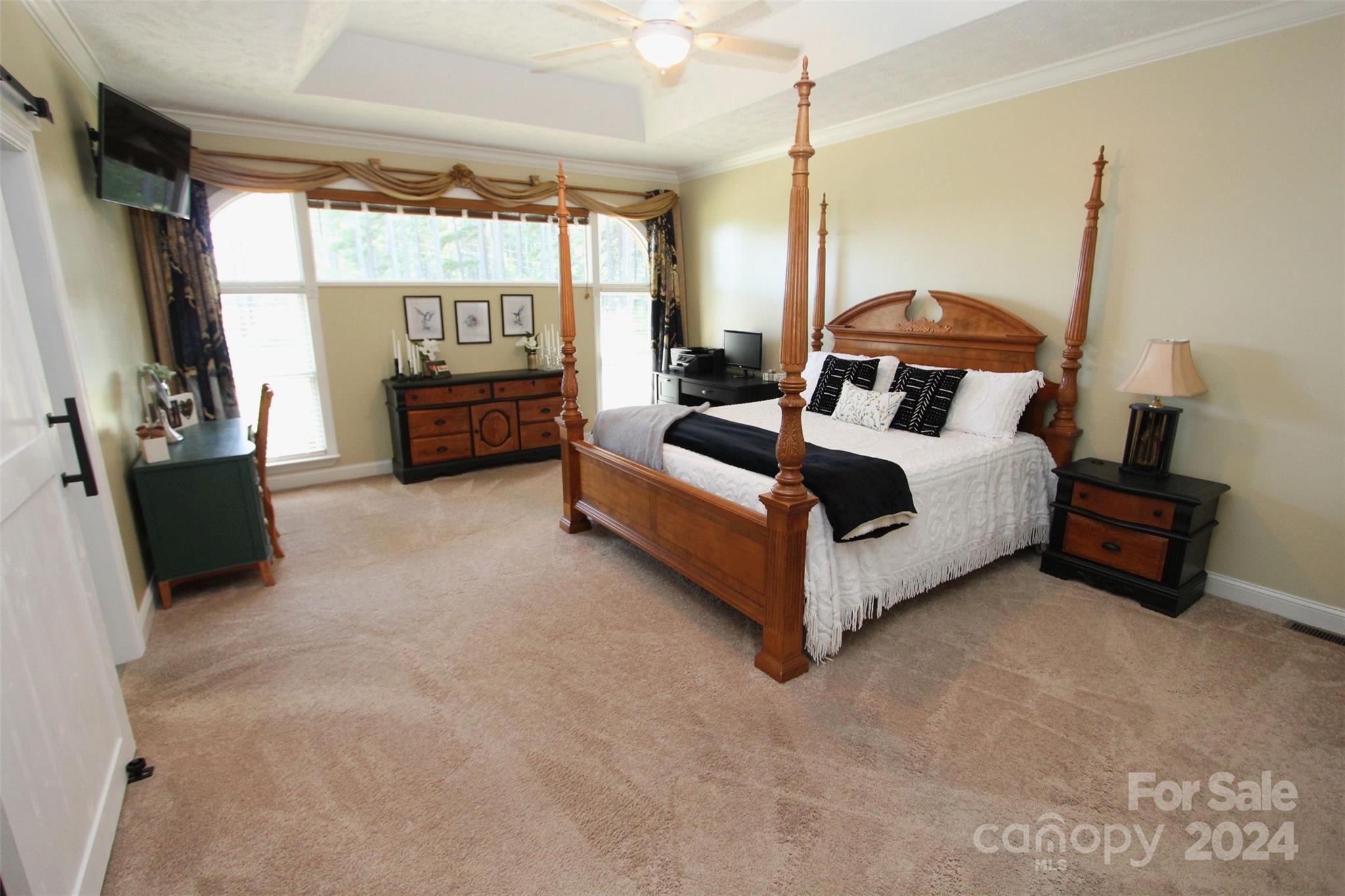 Country Club Estates - Residential