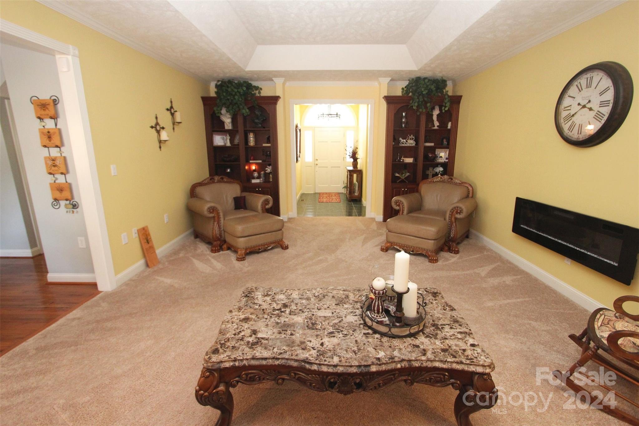 Country Club Estates - Residential