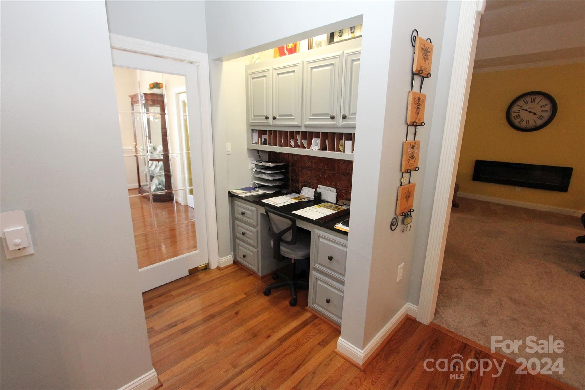 Country Club Estates - Residential