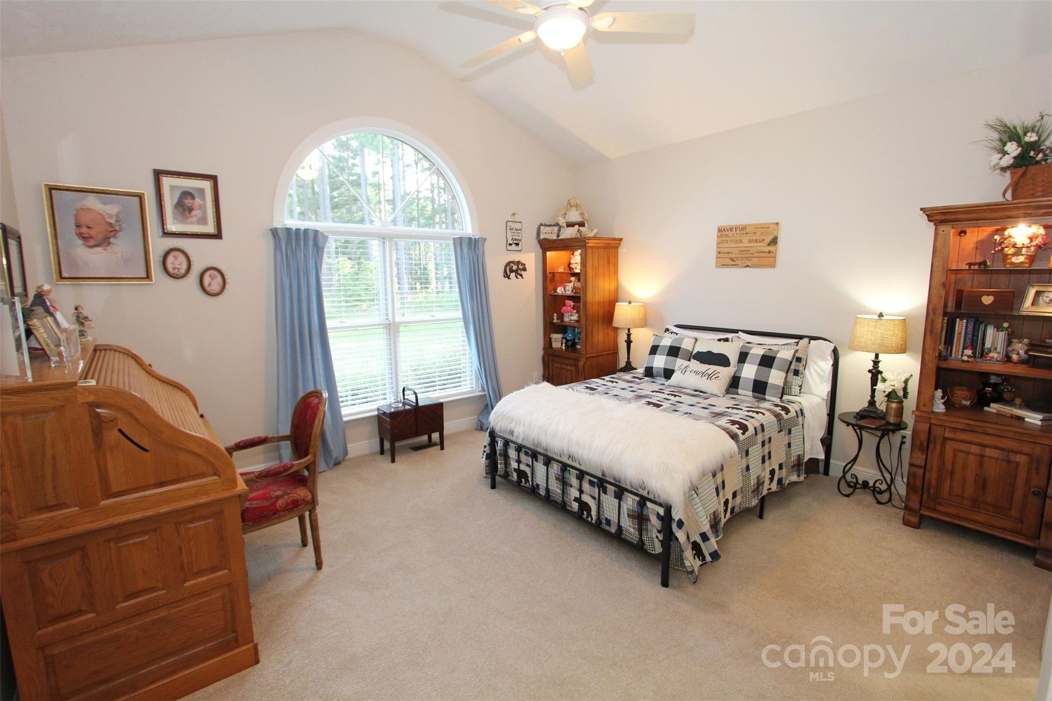 Country Club Estates - Residential