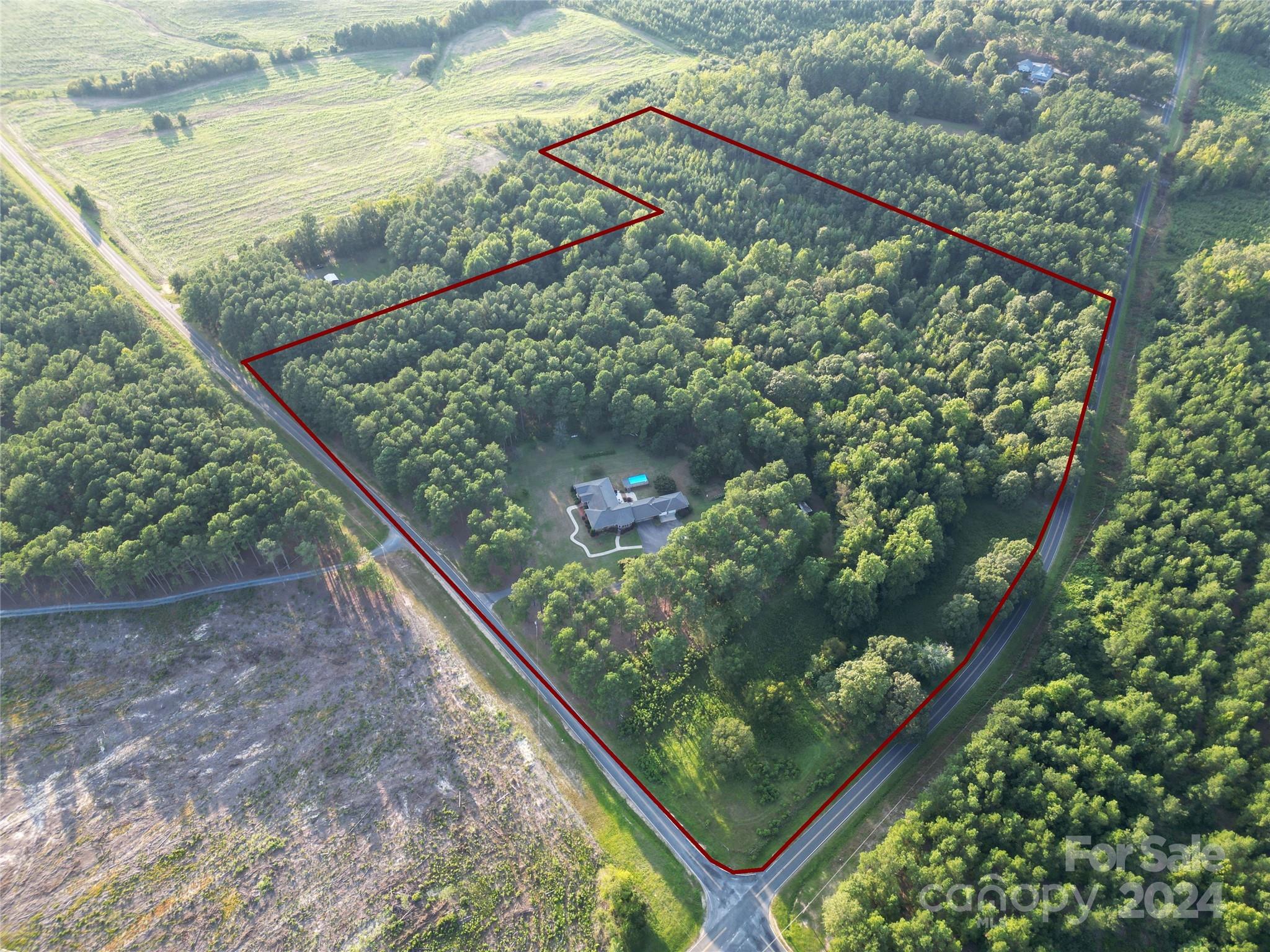 Country Club Estates - Residential