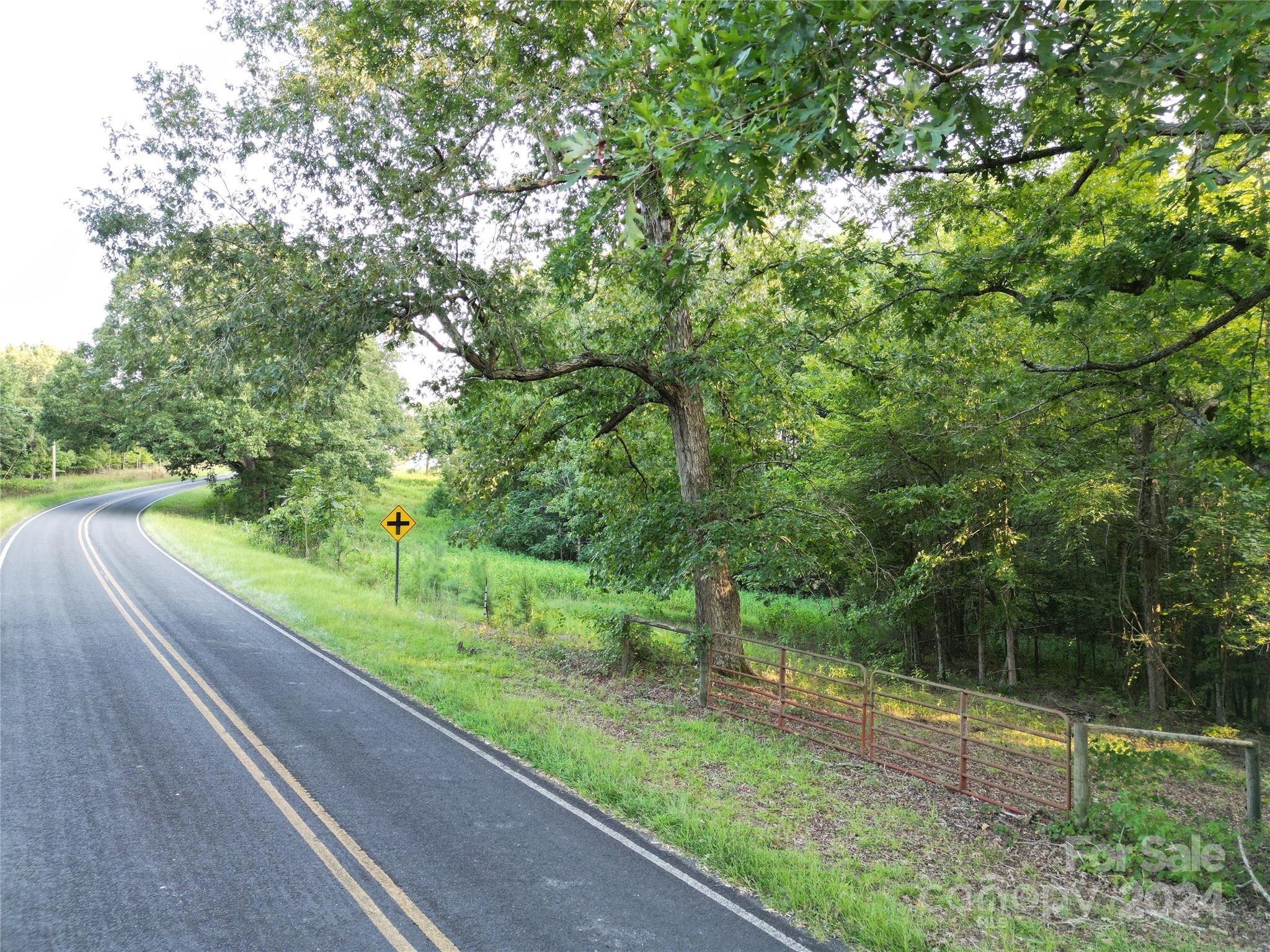 Country Club Estates - Residential