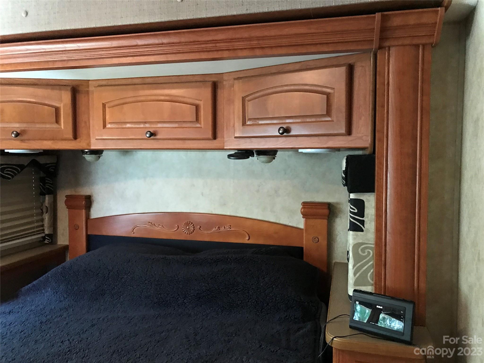 Twin Harbor - Residential