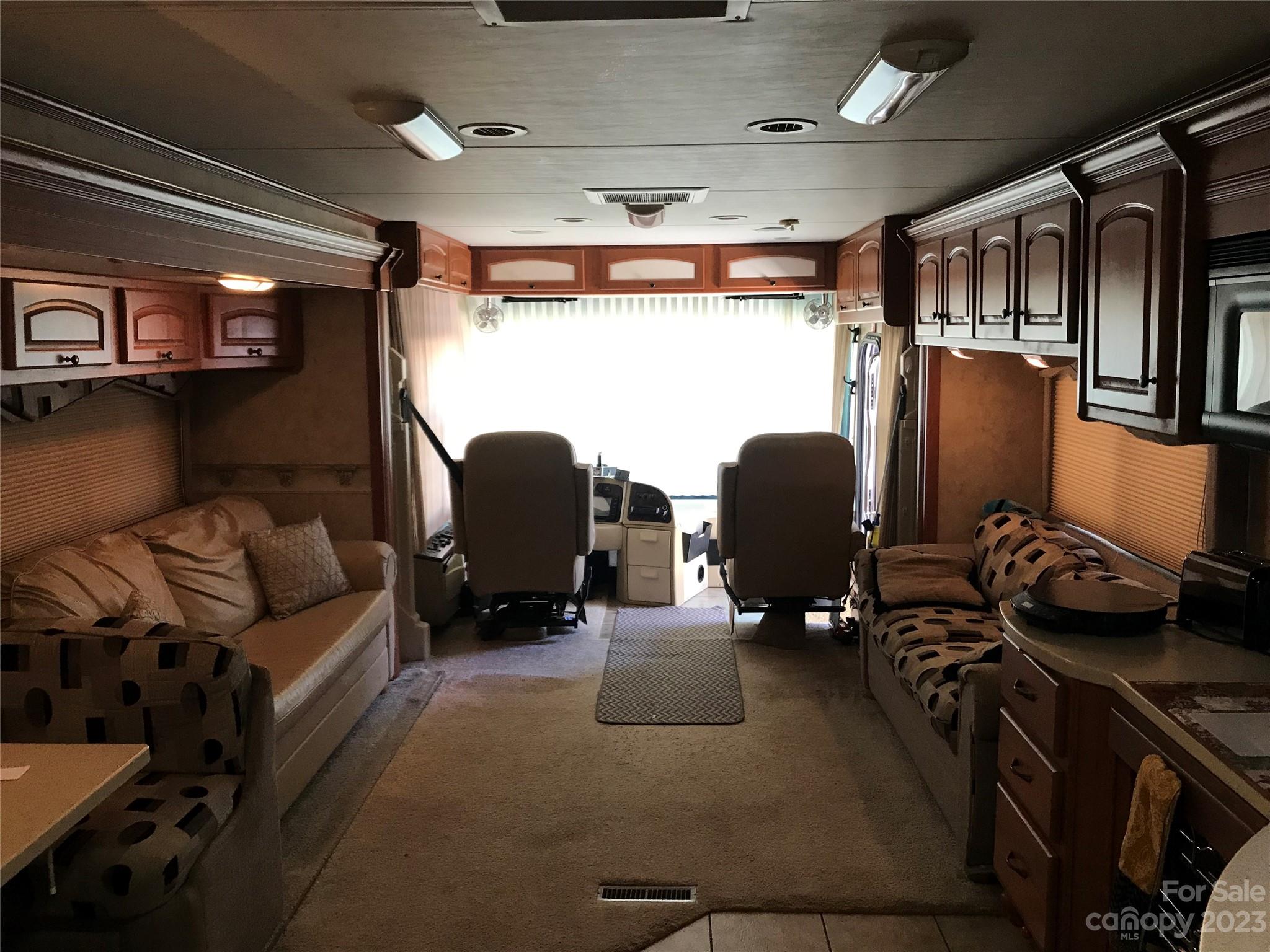 Twin Harbor - Residential