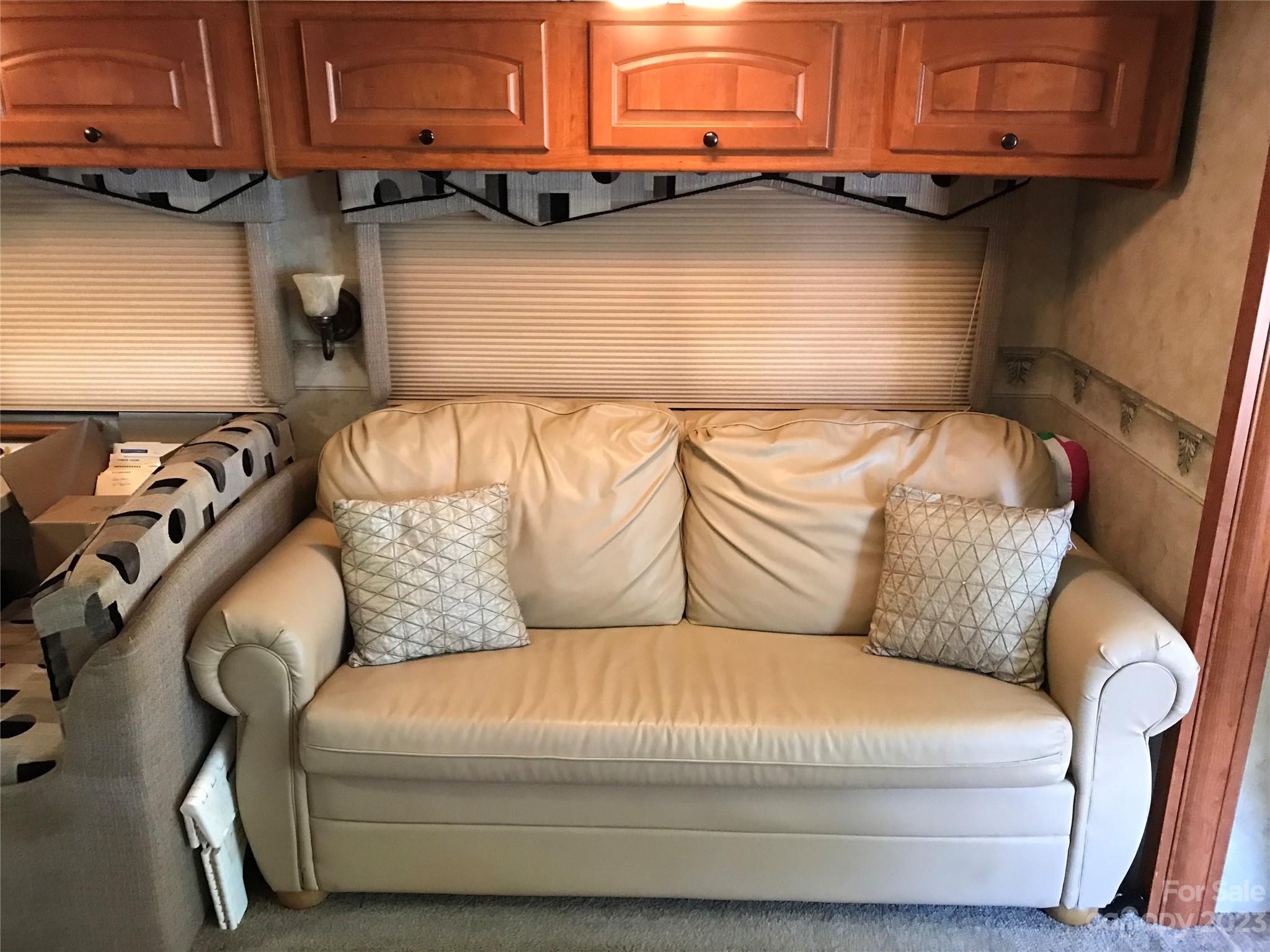 Twin Harbor - Residential