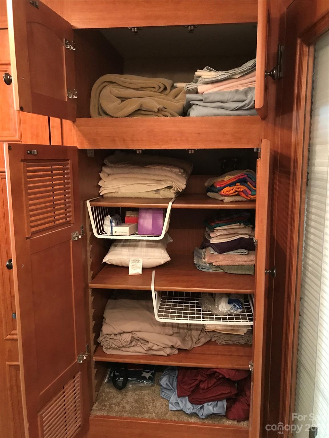 Twin Harbor - Residential