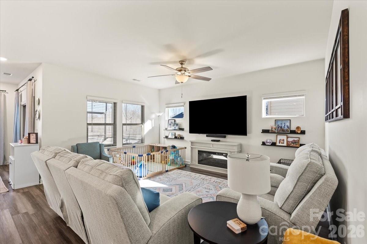 Kellswater Bridge - Residential