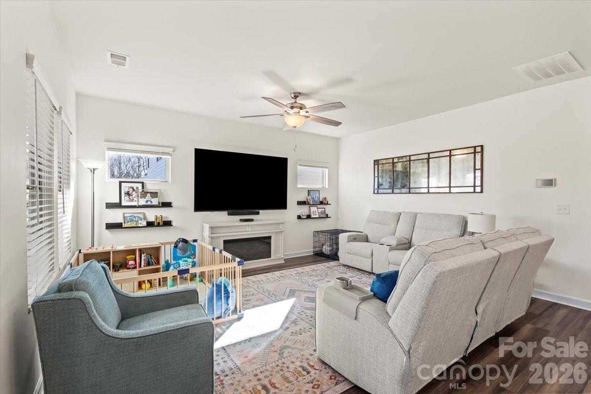 Kellswater Bridge - Residential