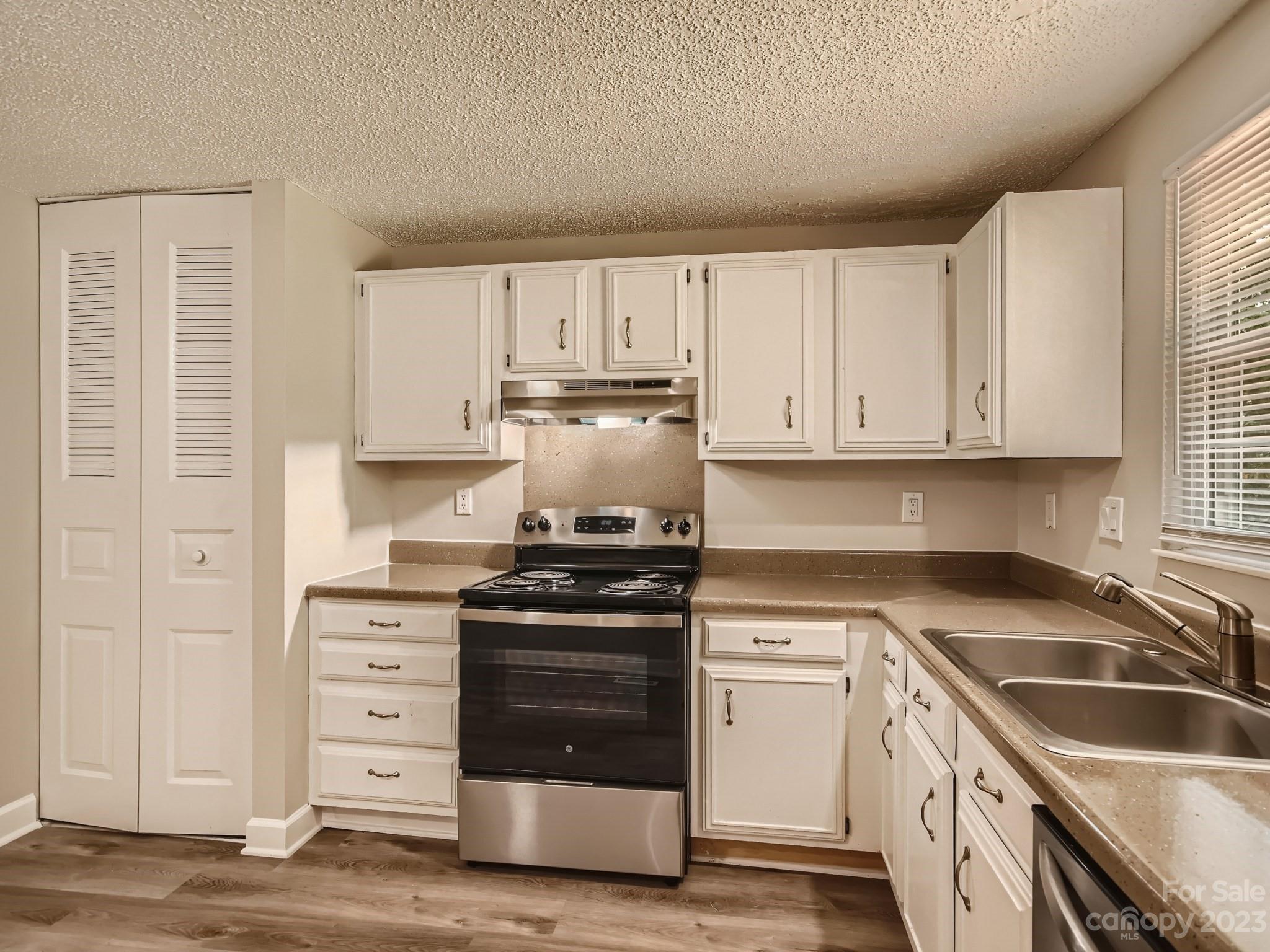 College Downs - Residential