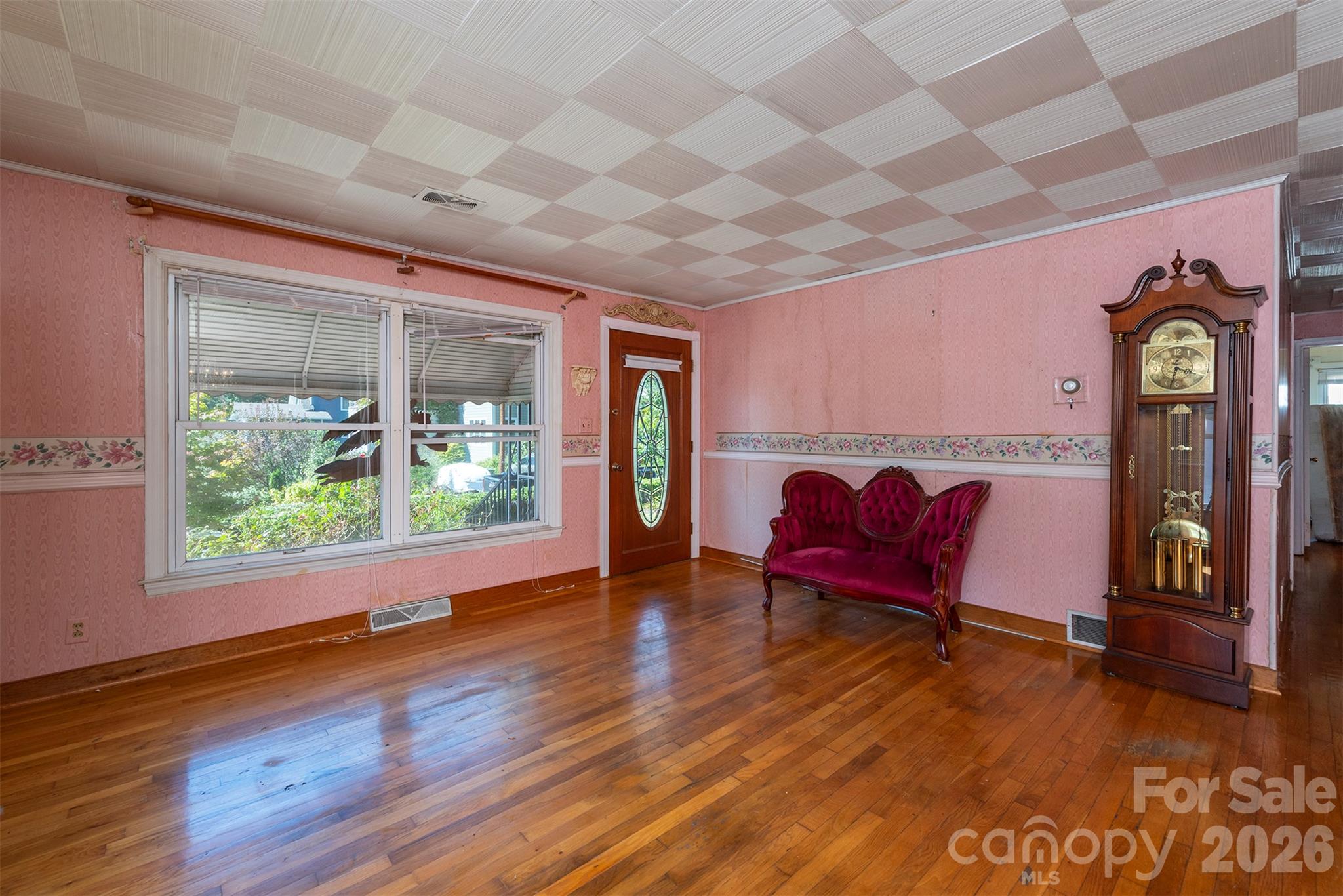163 Carrier Street
