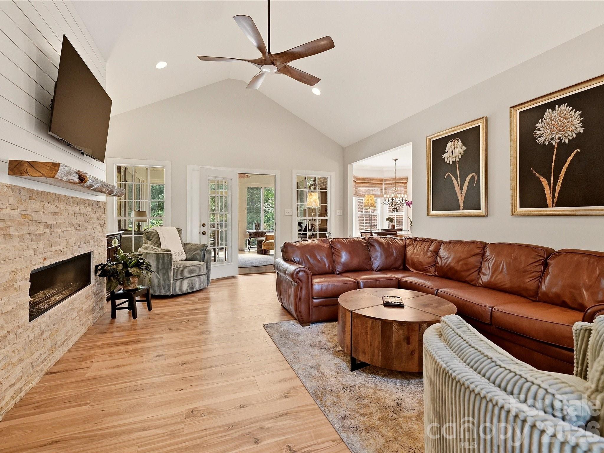 2801 Telefair Lane