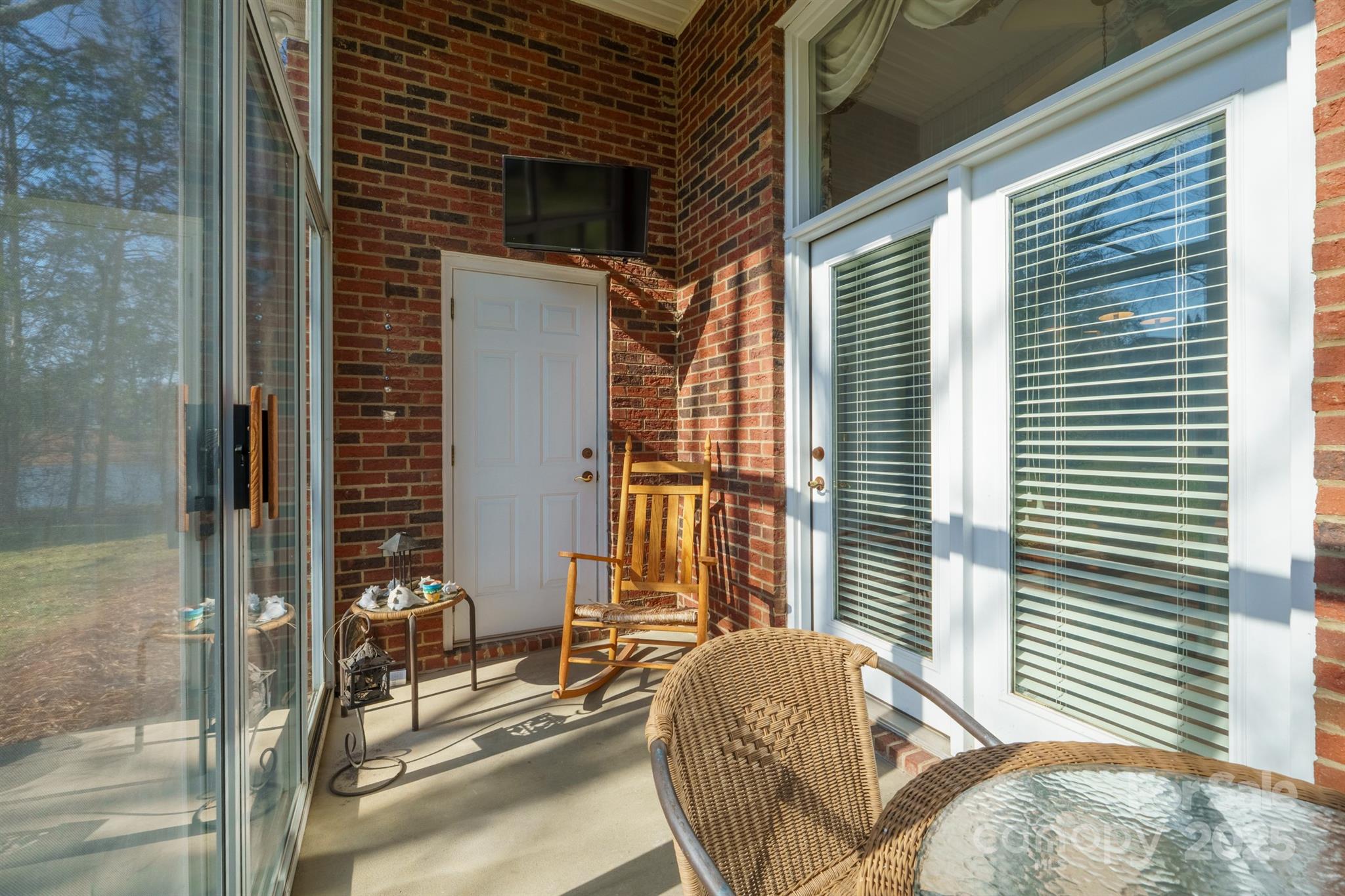 Mint Lake Village - Residential