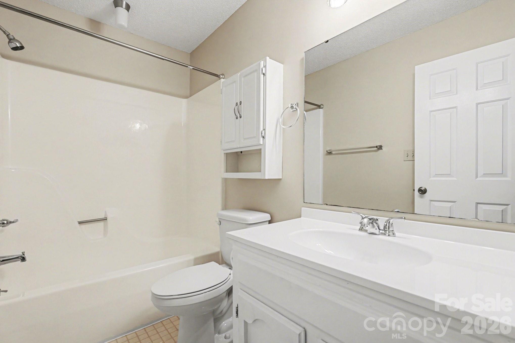 Olde Pointe - Residential