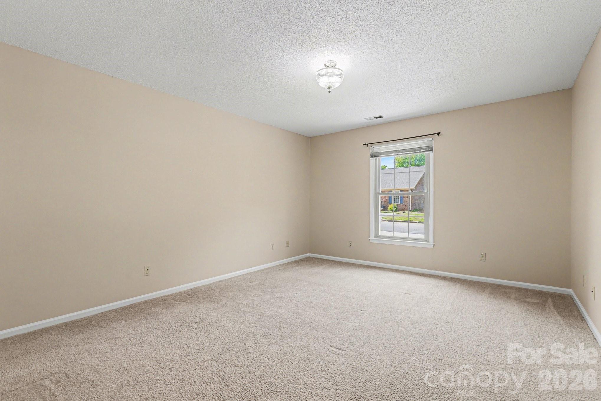 Olde Pointe - Residential