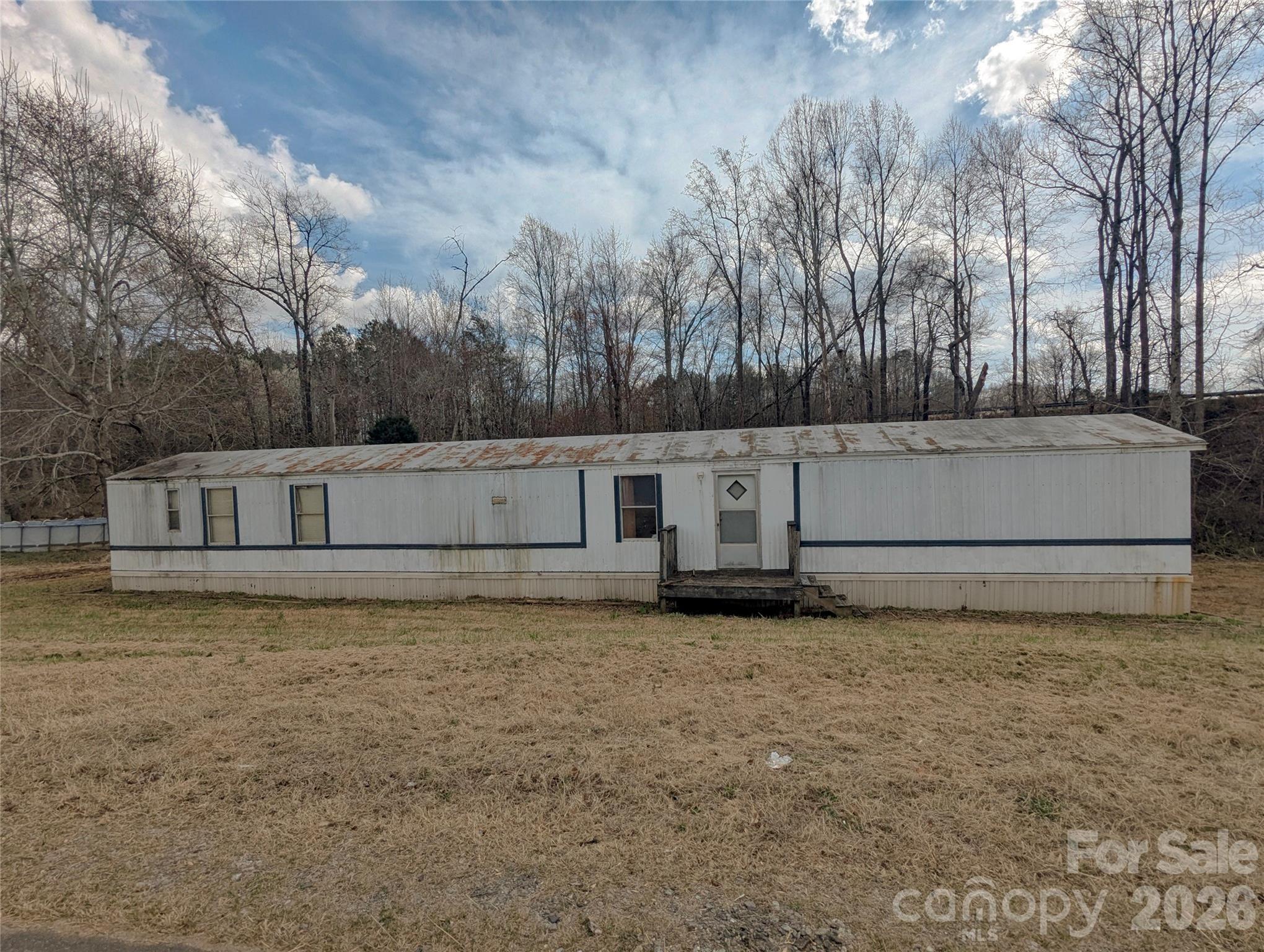 565 Jm Lovelace Road