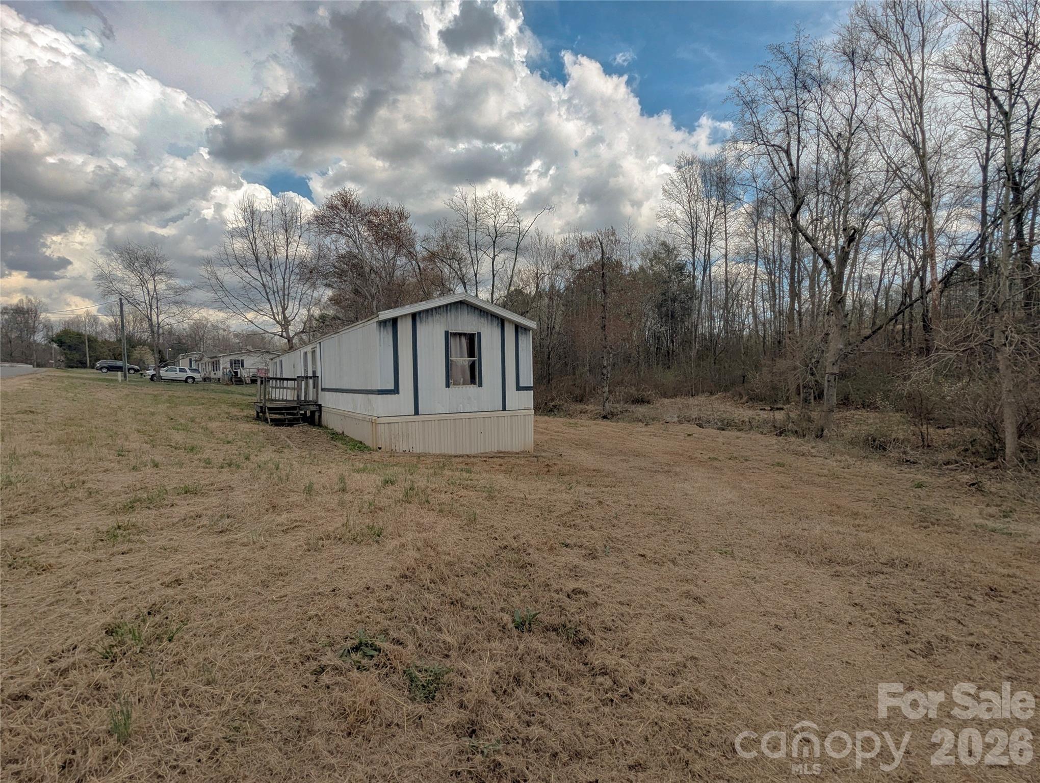 565 Jm Lovelace Road