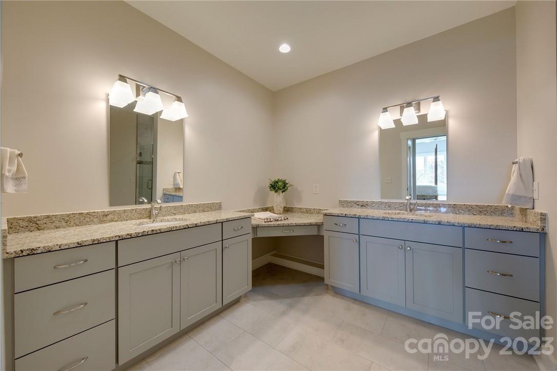 Cummings Cove - Residential