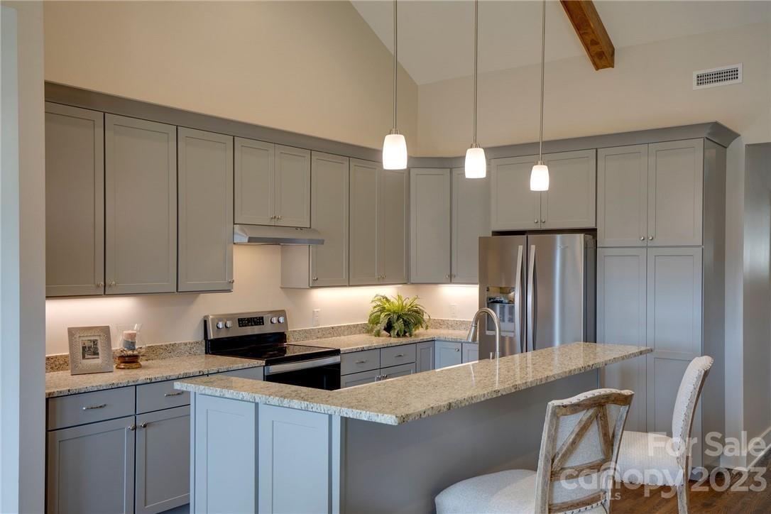 Cummings Cove - Residential