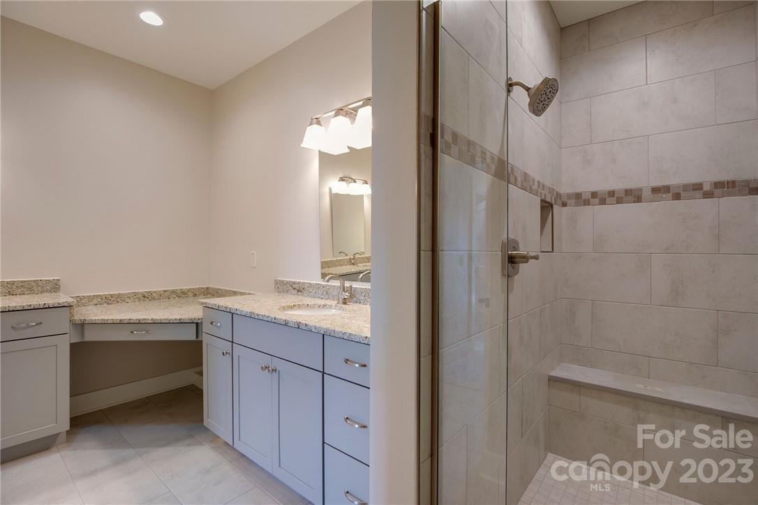 Cummings Cove - Residential