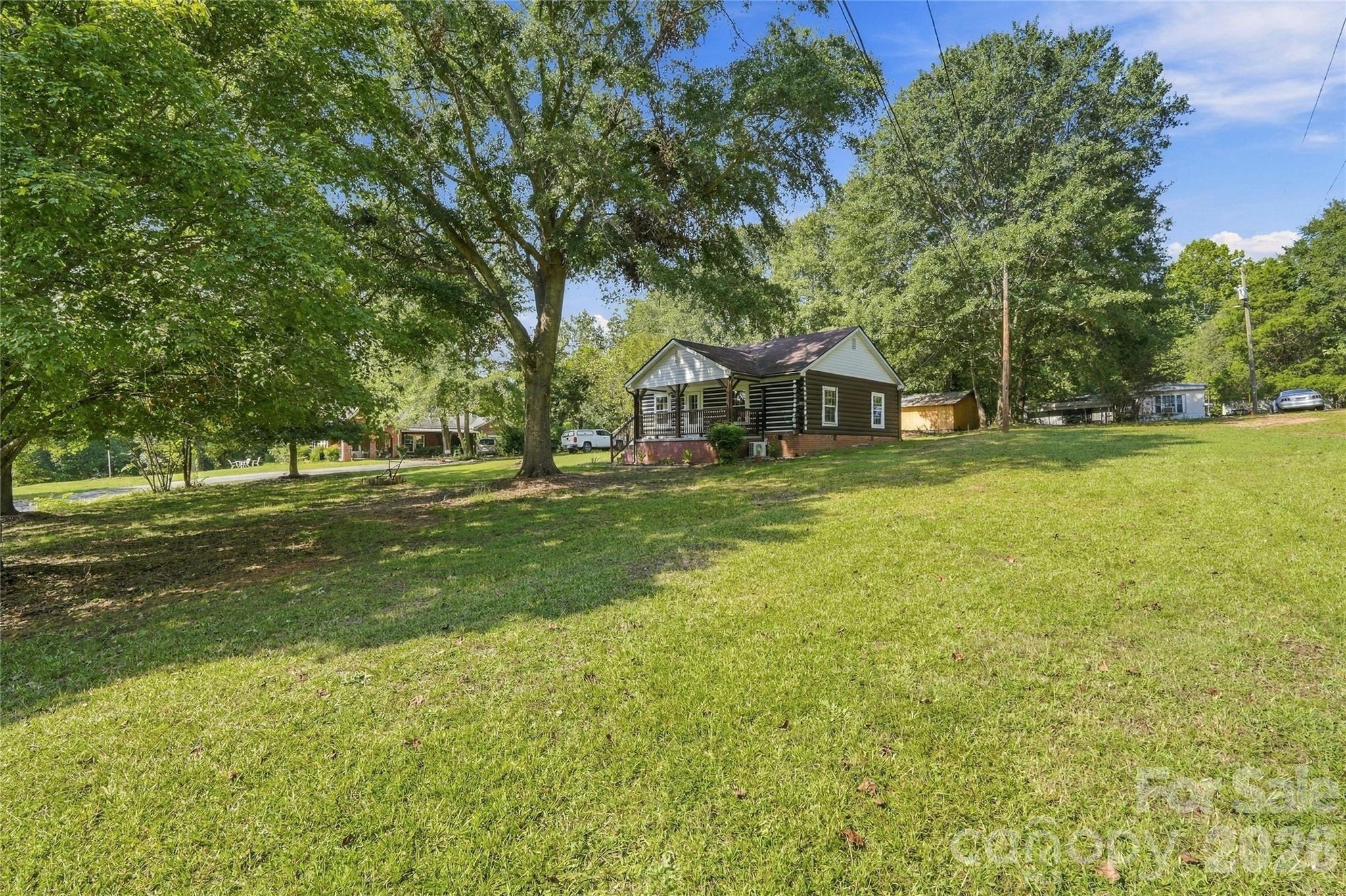 114 Beacon Hill Road