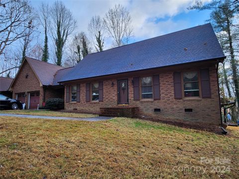 A home in Hendersonville